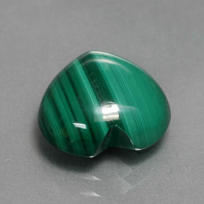 Malaquita verde natural de 5,31 ct, forma de corazón, opaco