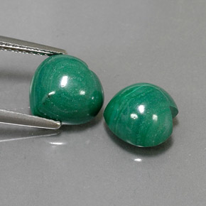 Gemas de malaquita verde natural de  ct, forma de corazón, opaco