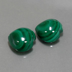 Gemas de malaquita verde natural de  ct, forma de corazón, opaco