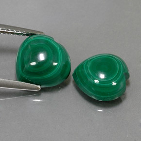 Gemas de malaquita verde natural de  ct, forma de corazón, opaco