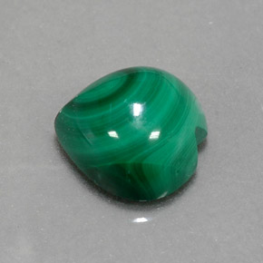 Malaquita verde natural de 4,59 ct, forma de corazón, opaco