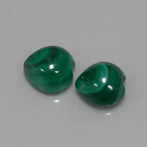Gemas de malaquita verde natural de  ct, forma de corazón, opaco