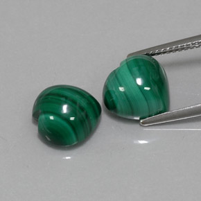 Gemas de malaquita verde natural de  ct, forma de corazón, opaco