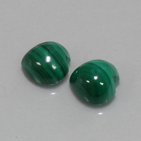 Gemas de malaquita verde natural de  ct, forma de corazón, opaco