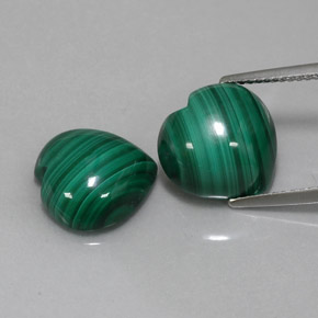 Gemas de malaquita verde natural de  ct, forma de corazón, opaco