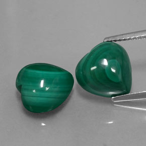 Gemas de malaquita verde natural de  ct, forma de corazón, opaco