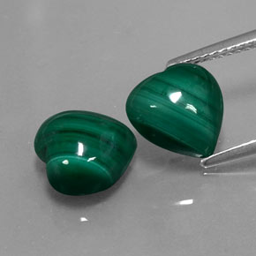 Gemas de malaquita verde natural de  ct, forma de corazón, opaco