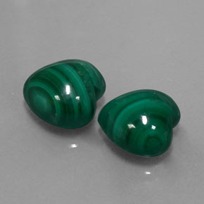 Gemas de malaquita verde natural de  ct, forma de corazón, opaco
