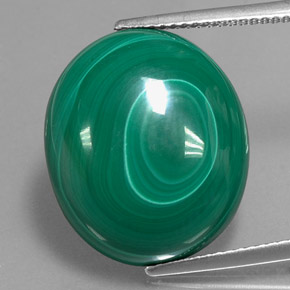 Malaquita verde natural de 24,67 ct, corte óvalo, opaco