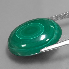 Malaquita verde natural de 24,67 ct, corte óvalo, opaco