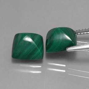 Gemas de malaquita verde natural de  ct, cuadrado, opaco
