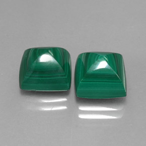 Gemas de malaquita verde natural de  ct, cuadrado, opaco