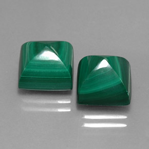 Gemas de malaquita verde natural de  ct, cuadrado, opaco
