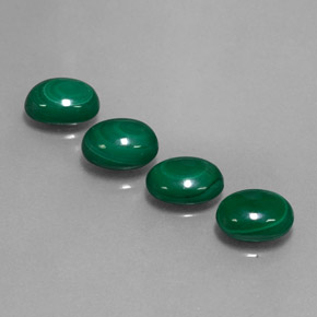 Gemas de malaquita verde natural de  ct, corte óvalo, opaco