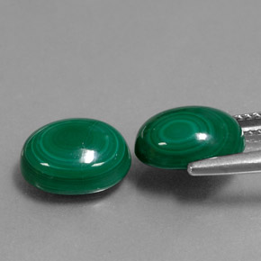 Gemas de malaquita verde natural de  ct, corte óvalo, opaco