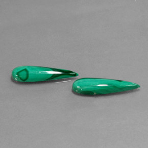 Gemas de malaquita verde natural de  ct, en forma de pera, opaco
