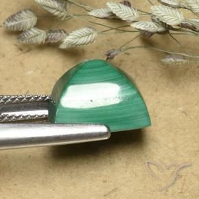 Malaquita Verde cálido natural de 8.18 ct, Corte Baguette, Opaco
