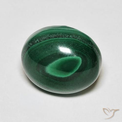 Malaquita Verde pino natural de 7.80 ct, Ovalada, Opaco