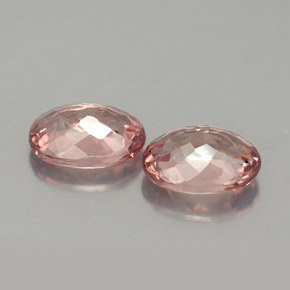 Gemas de granate malayo Rosado claro natural de  ct, Corte Óvalo, VVS-VS