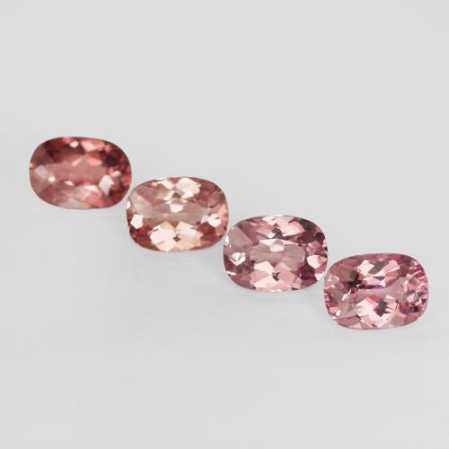 Gemas de granate malayo Rojo frambuesa natural de 4.36 ct, Forma Cojín, VVS-VS