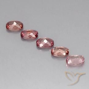Gemas de granate malayo Rosado naranja natural de 5.21 ct, Forma Cojín, VVS-VS
