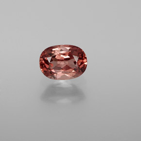 Granate malayo rosa natural de 1,12 ct, corte óvalo, VS