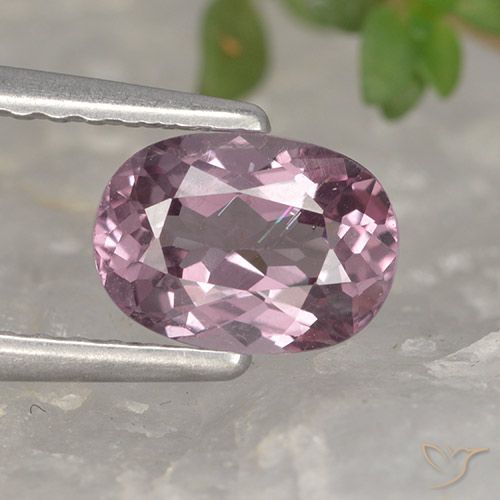 Granate malayo púrpura natural de 1,03 ct, corte óvalo, VS