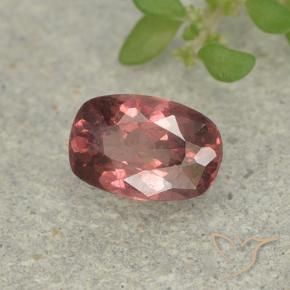 granate malayo Rosado medio natural de 0.61 ct, Forma Cojín, VS