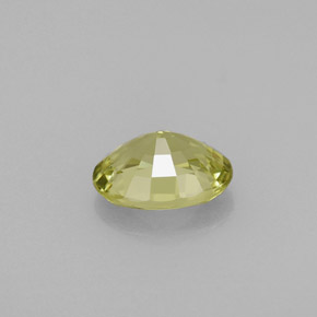 Pequeño granate Verde amarillento natural de 1.15 ct, Corte Óvalo, VS