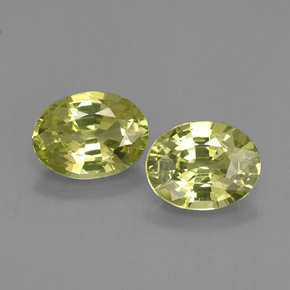 Gemas de granate de malí verde natural de  ct, corte óvalo, VVS-VS