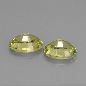 Gemas de granate de malí verde natural de  ct, corte óvalo, VVS-VS