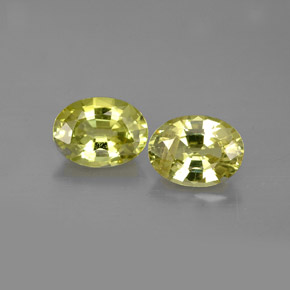 Gemas de granate de malí verde natural de  ct, corte óvalo, VS