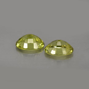 Gemas de granate de malí verde natural de  ct, corte óvalo, VS