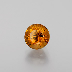 Pequeño granate Amarillo verdoso natural de 1.05 ct, Corte Redondo, VVS