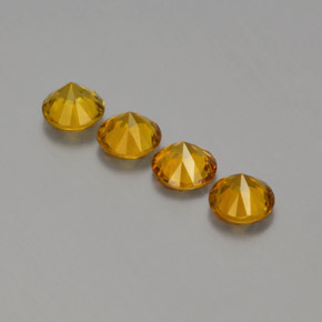Gemas de Pequeño granate Naranja medio natural de 1.76 ct, Corte Redondo, VVS-VS