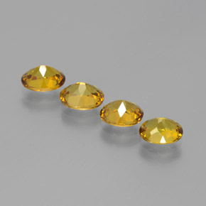 Gemas de Pequeño granate Dorado verdoso natural de 2.94 ct, Corte Óvalo, VS