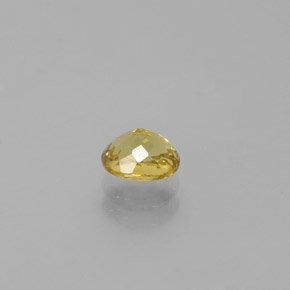 Pequeño granate Verde dorado natural de 0.84 ct, Corte Óvalo, VVS