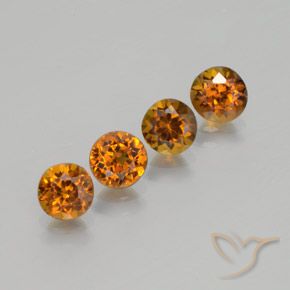 Gemas de Pequeño granate Naranja medio natural de 2.36 ct, Redondo, VVS-VS