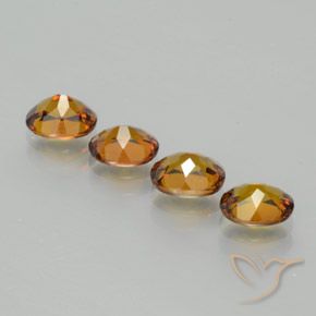 Gemas de Pequeño granate Naranja marrón intenso natural de 2.93 ct, Ovalada, VVS-VS