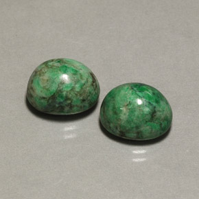 Gemas de maw-sit-sit verde natural de  ct, corte óvalo, opaco