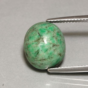 Maw-sit-sit verde natural de 8,41 ct, corte óvalo, opaco