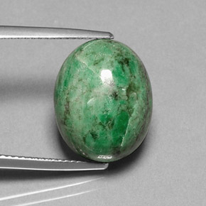 Maw-sit-sit verde natural de 14,02 ct, corte óvalo, opaco