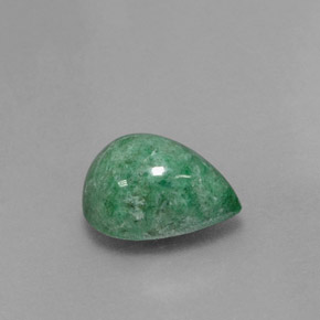 Maw-sit-sit verde natural de 3,27 ct, en forma de pera, opaco