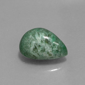 Maw-sit-sit verde natural de 3,76 ct, en forma de pera, opaco