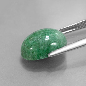 Maw-sit-sit verde natural de 3,87 ct, corte óvalo, opaco