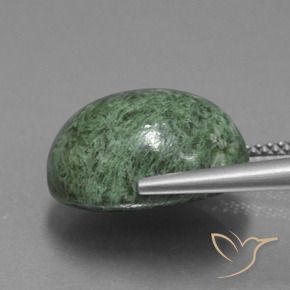 maw-sit-sit Verde terroso natural de 13.71 ct, Ovalada, Opaco