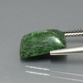 maw-sit-sit Verde natural de 4.44 ct, Corte Baguette, Opaco