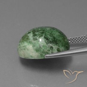 maw-sit-sit Verde medio natural de 14.41 ct, Ovalada, Opaco