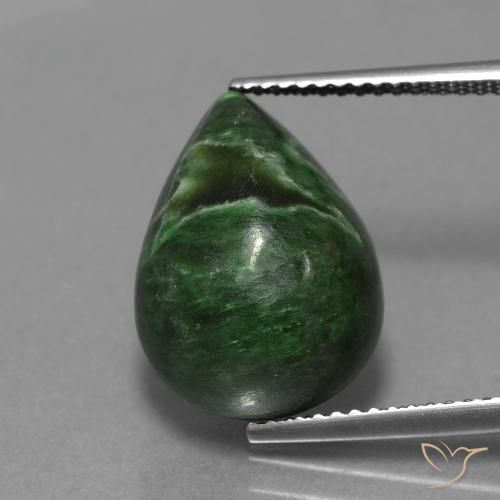 Maw-sit-sit verde natural de 9,44 ct, en forma de pera, opaco