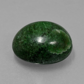 Maw-sit-sit verde natural de 9,65 ct, corte óvalo, opaco